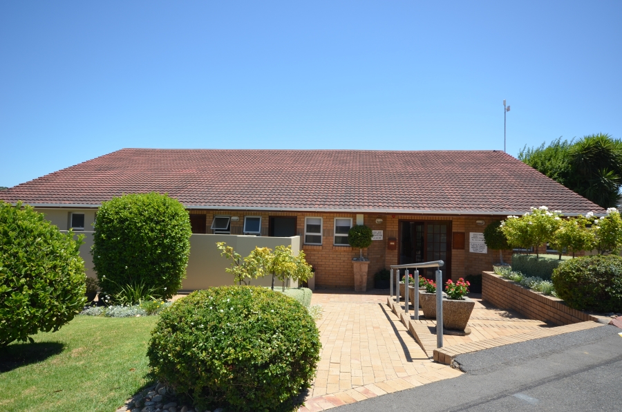 2 Bedroom Property for Sale in Kenridge Western Cape